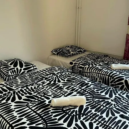 Huoneisto Cozy 2 Bedroom In Espoo, Close To Matinkyla Metro Station *