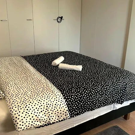 Cozy 2 Bedroom In Espoo, Close To Matinkyla Metro Station Huoneisto Espoo